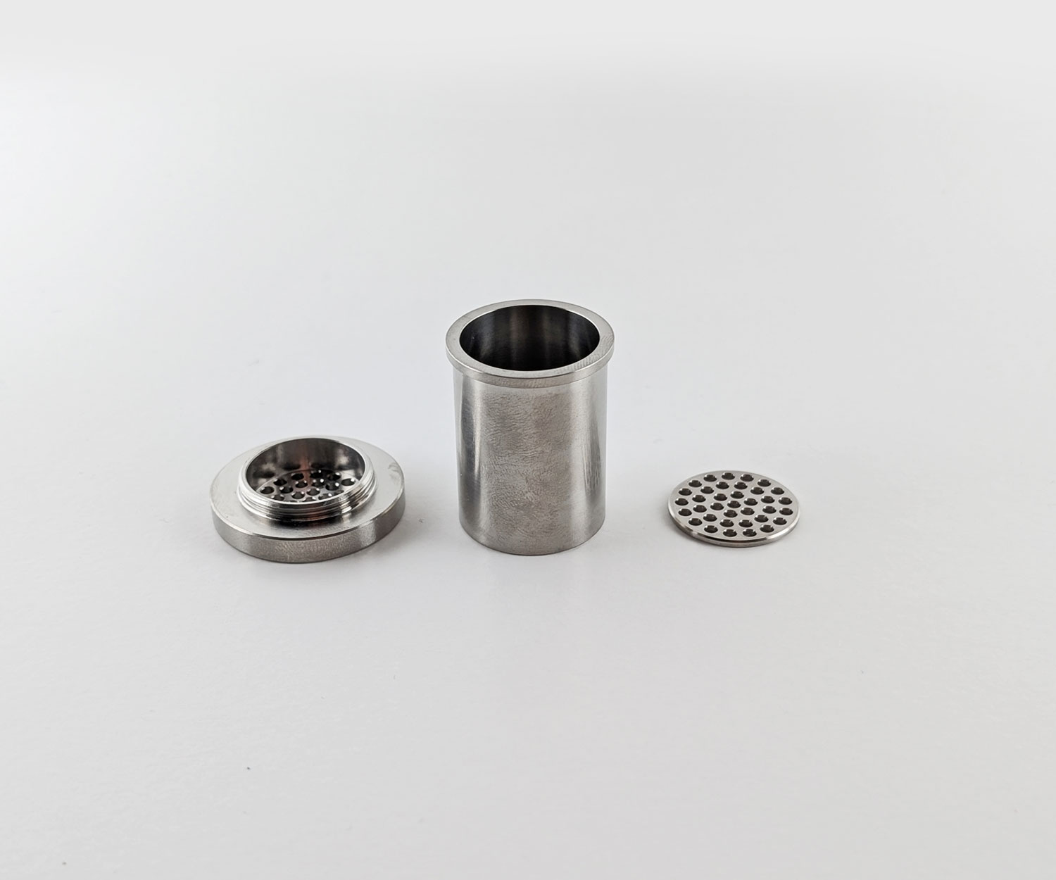 Image of the vape diffuser head disassembled