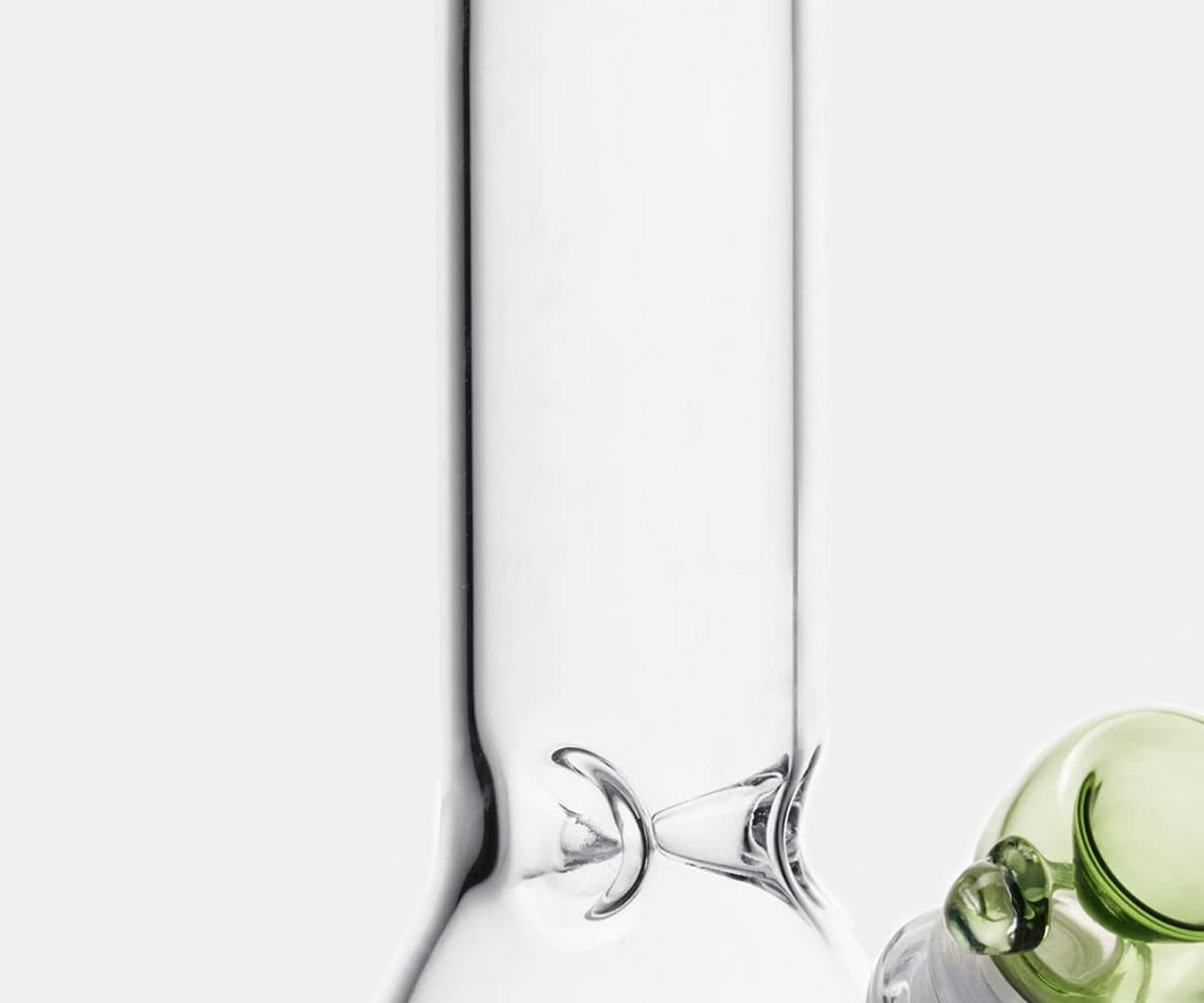 Showing the ice catcher on the beaker bong.