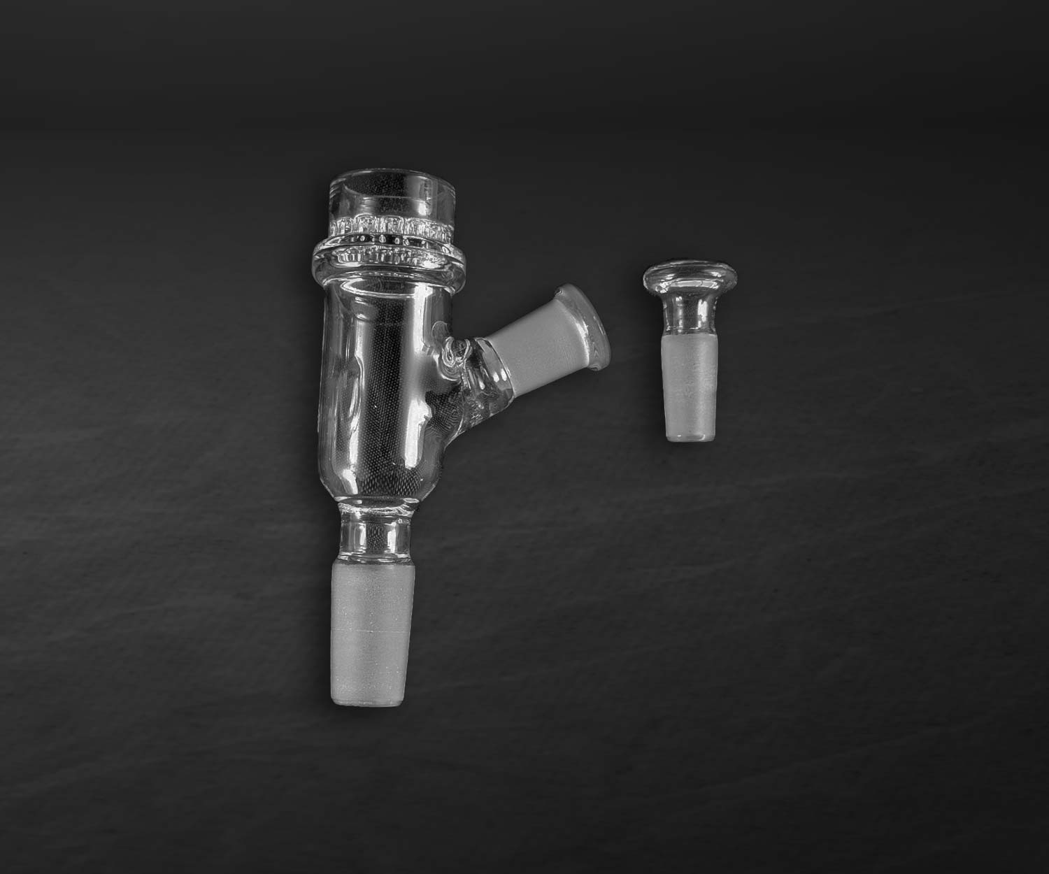 Side view of the glass diffuser bowl