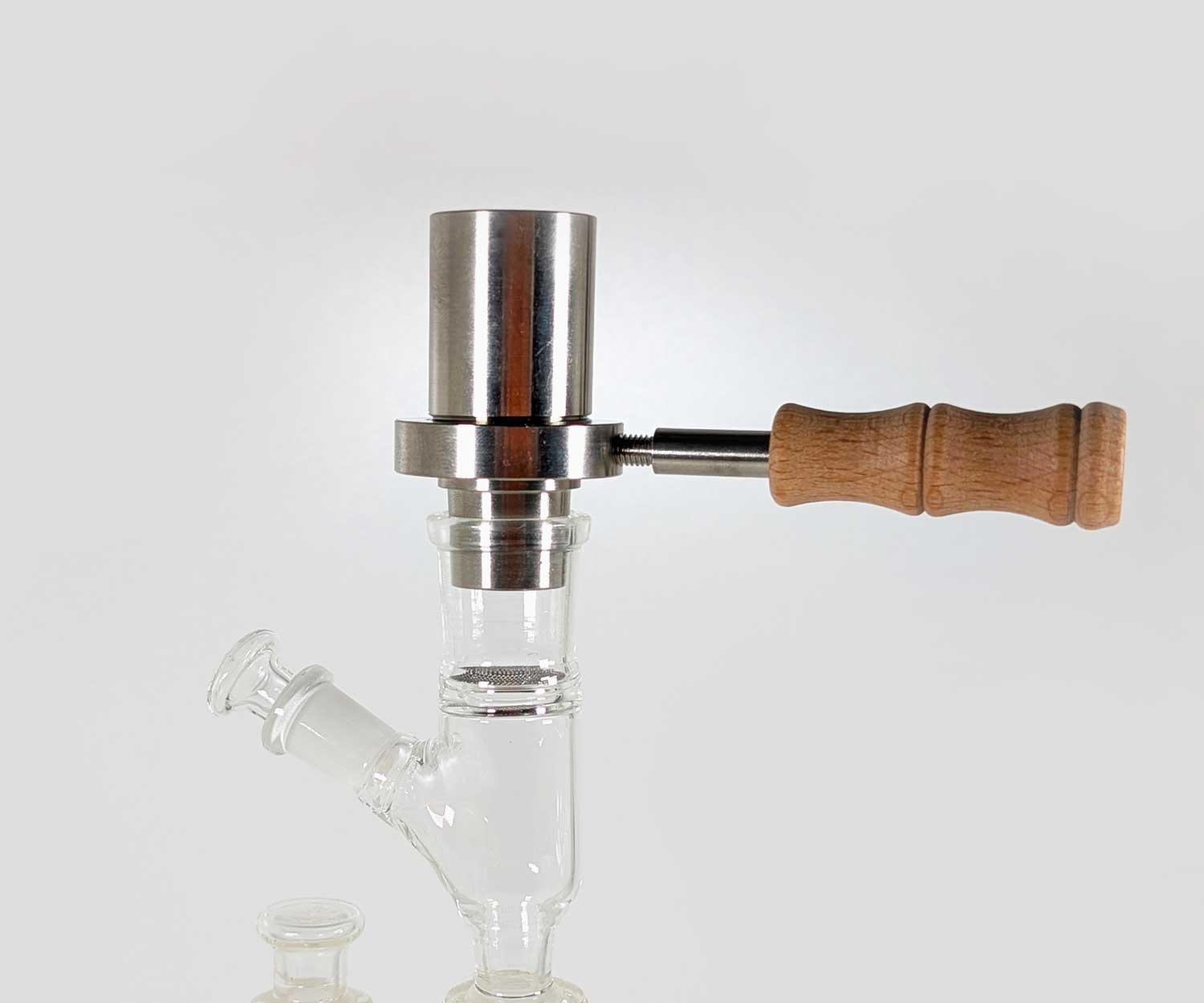 The AIO heater in wireless configuration, and injector side on bowl.